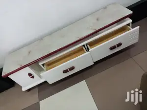 Extendable TV Stand