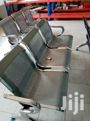 Non Padded Waiting Chair
