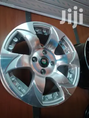 Full Set Alloy Rims Size 15 Inch Strong and Durable.