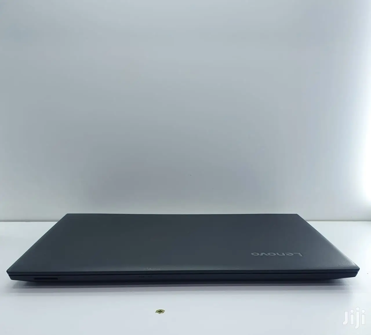 Laptop Lenovo V110 4GB Intel Core I3 HDD 1T