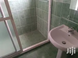 Modern 4bedroomed Maisonette With Dsq to Let