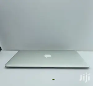 Laptop Apple MacBook Air 4GB Intel Core 2 Duo SSD 128GB
