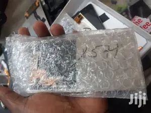 Infinix Hot Series Screens Replacement Services