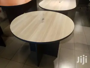 1m Conference Table