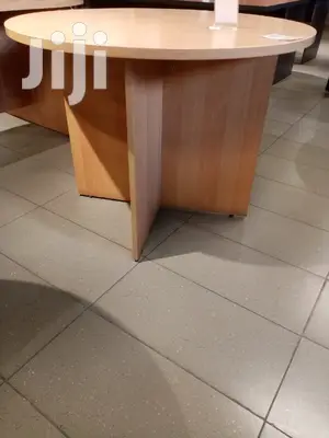 1m Conference Table