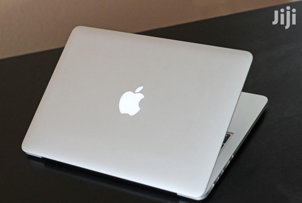 Laptop Apple MacBook Pro 4GB Intel Core i5 HDD 500GB