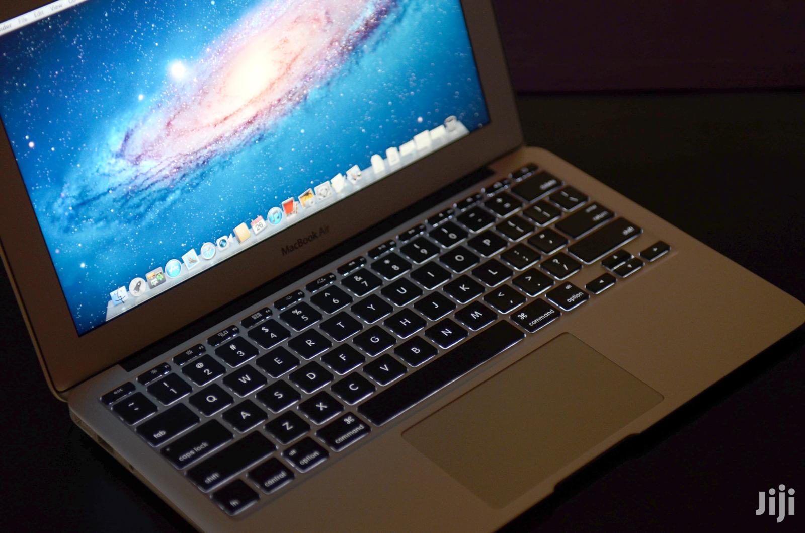 Laptop Apple MacBook Pro 4GB Intel Core i5 HDD 500GB