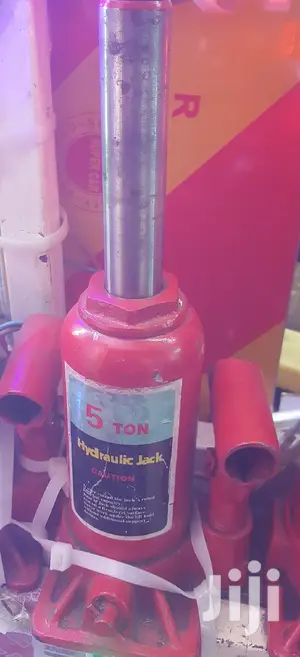 New 5-Ton Car Hydraulic Jack, Free Delivery Within Cbd