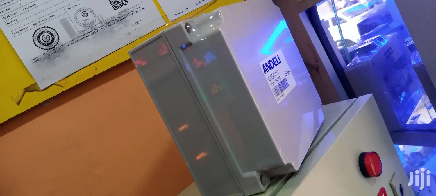 Adaptor Box