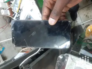 Techno Camon Screens Available