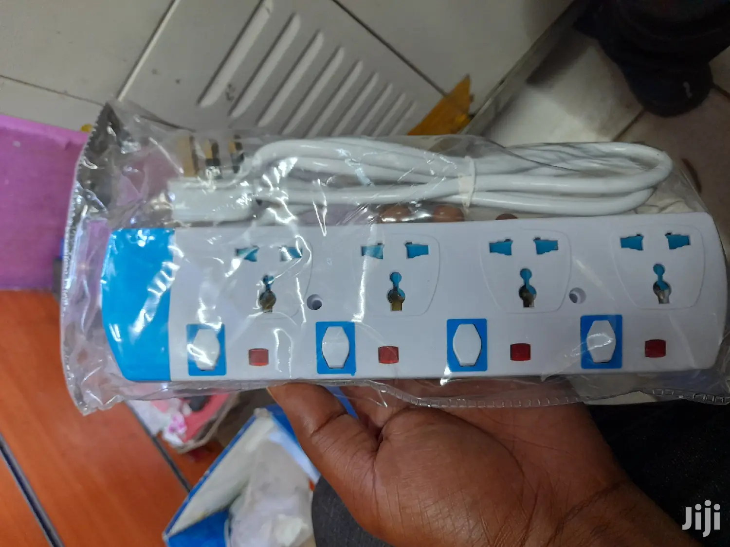 4 Way Extension With Switch