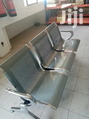 Non Padded Waiting Chair