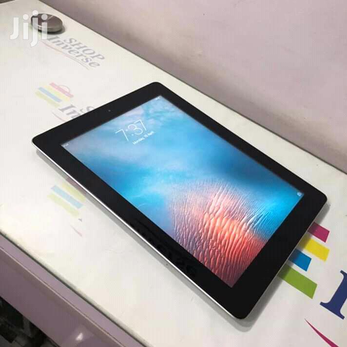 Apple iPad 2 Wi-Fi + 3G 16 GB Silver