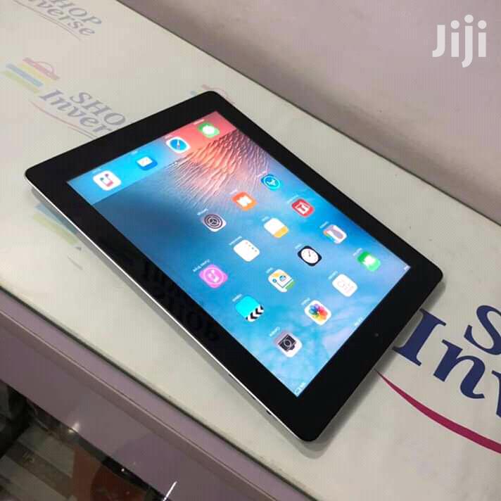 Apple iPad 2 Wi-Fi + 3G 16 GB Silver