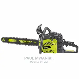 Gasoline Chainsaw.