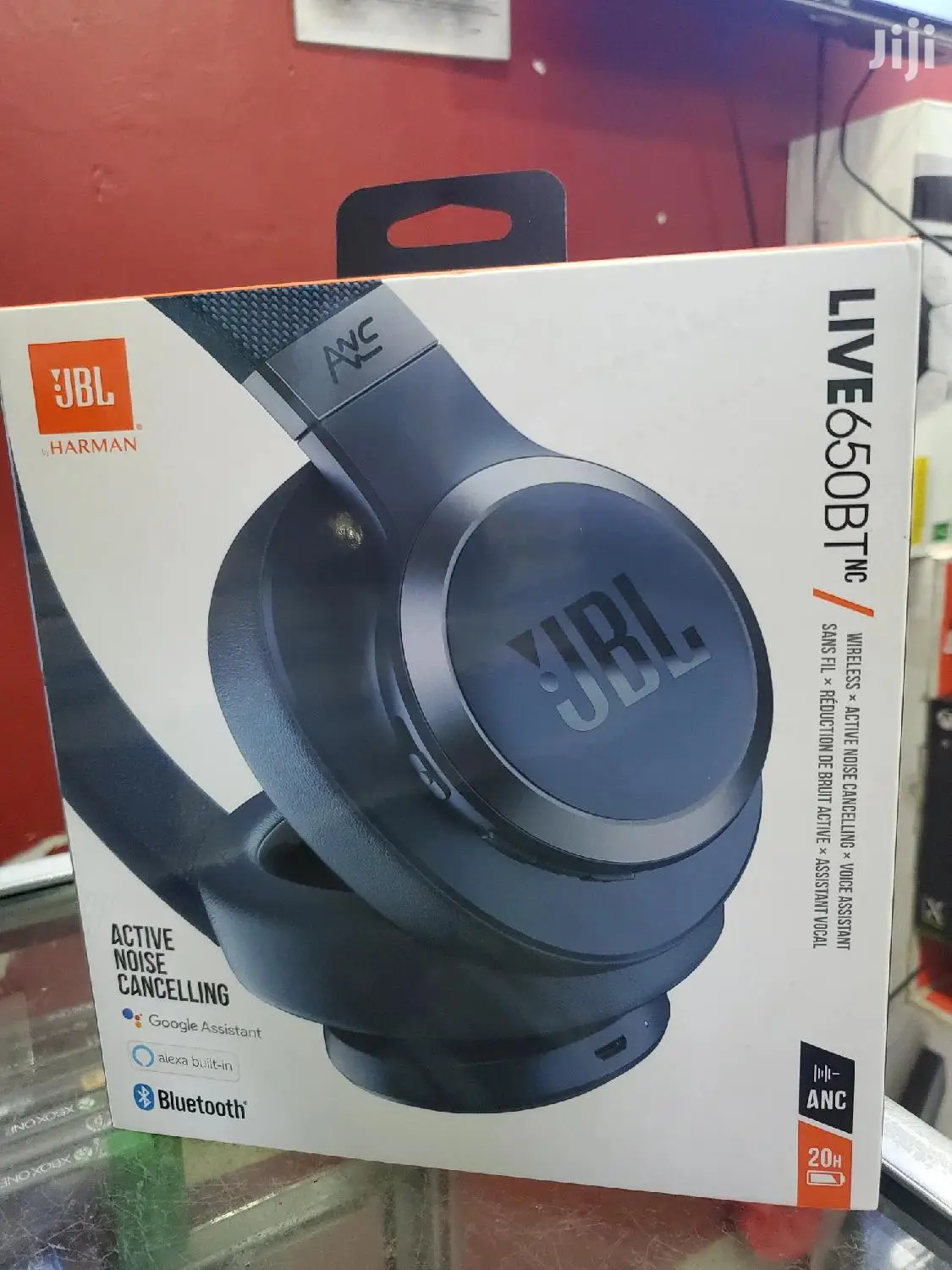 JBL LIVE 650(Noise Cancellation)