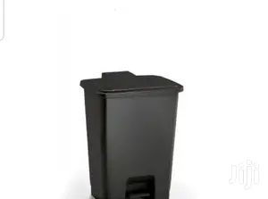 30litre Plastic Pedal Bin