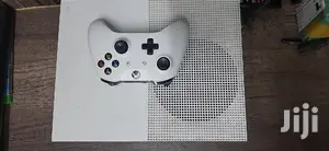 Snow White Xbox One S