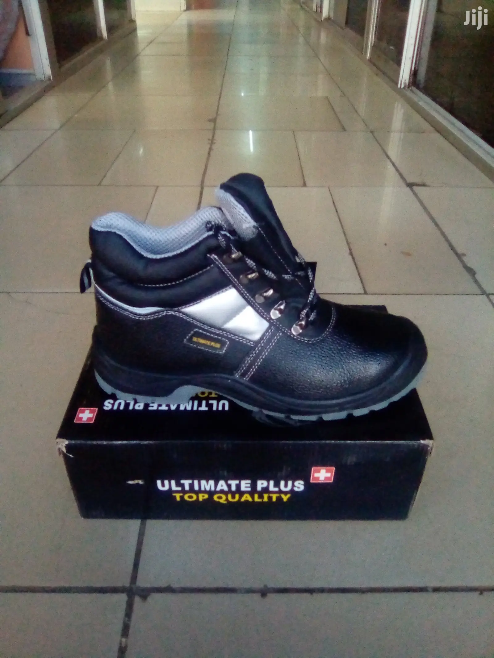Ultimate Plus Work Safety Shoe