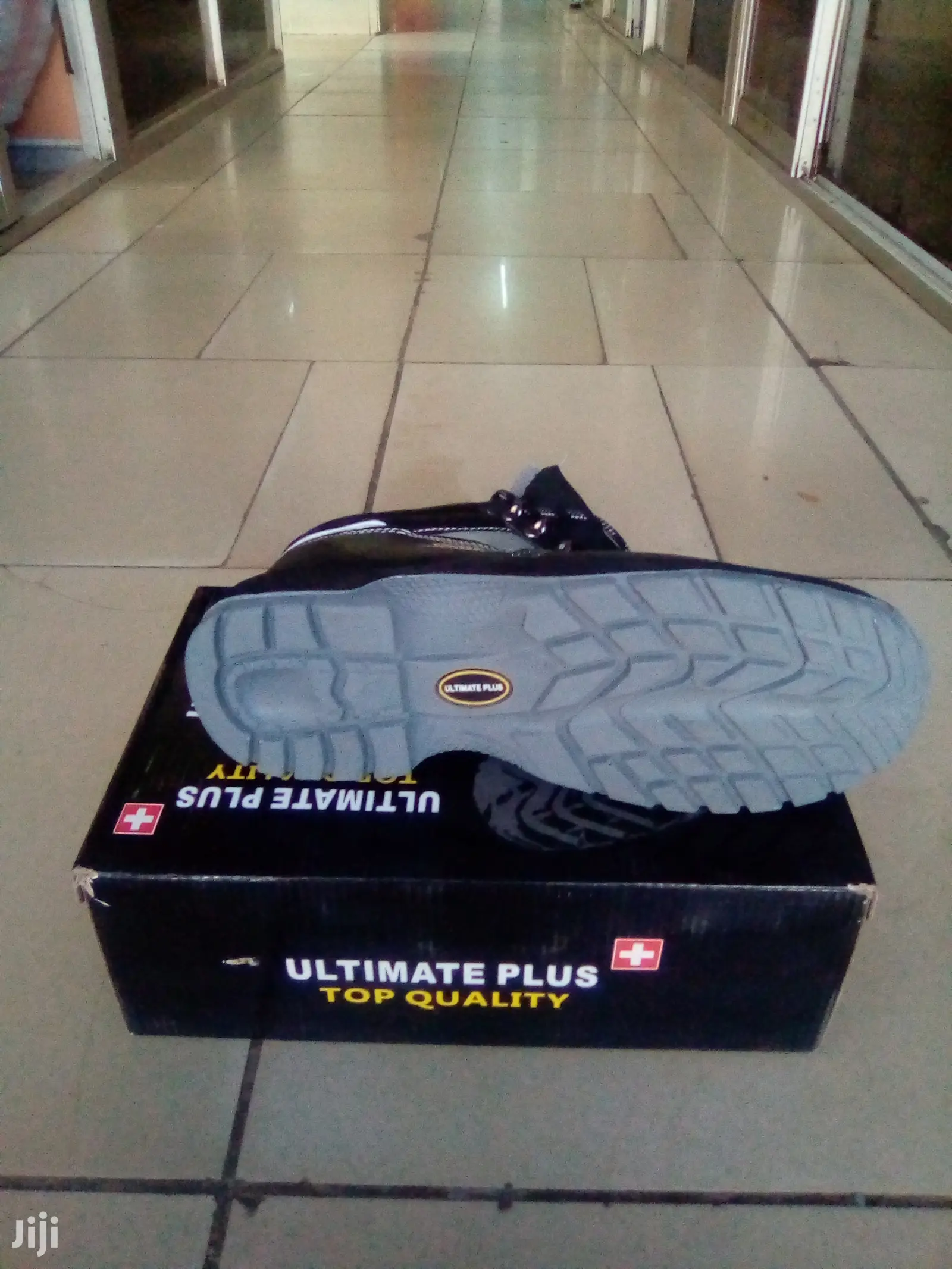 Ultimate Plus Work Safety Shoe