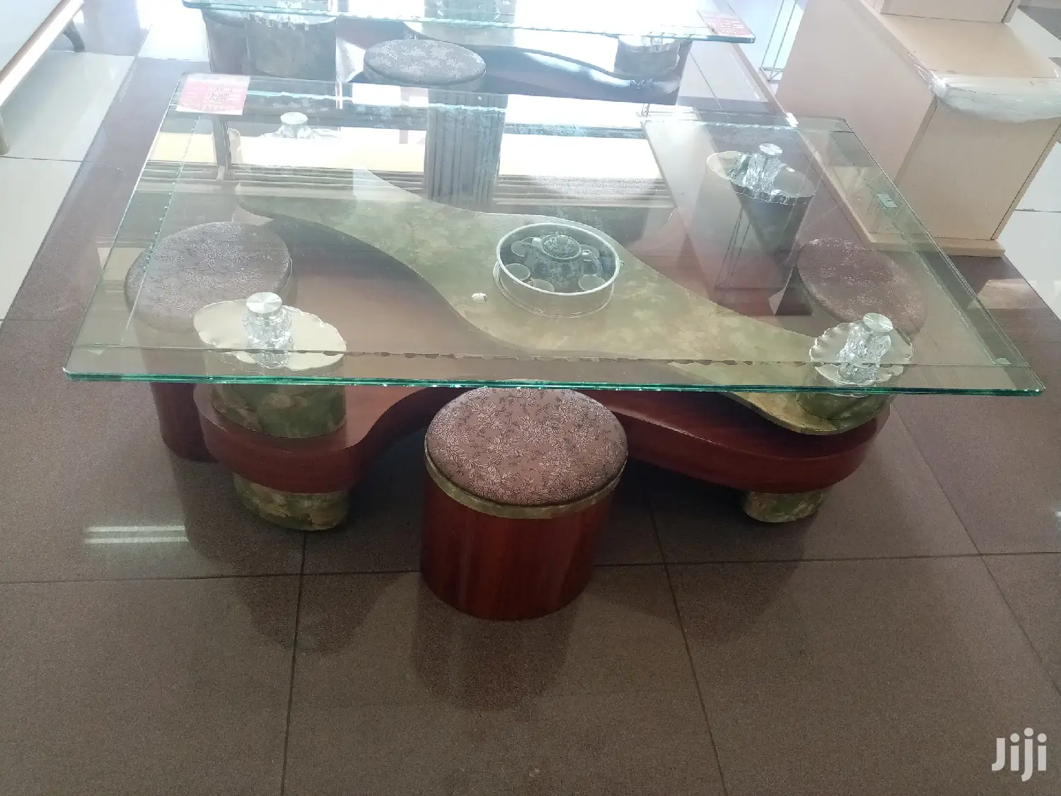 Puff Glass Coffee Table