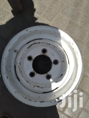 Original Rim for Landrover Size 16 Inch Tubeless.