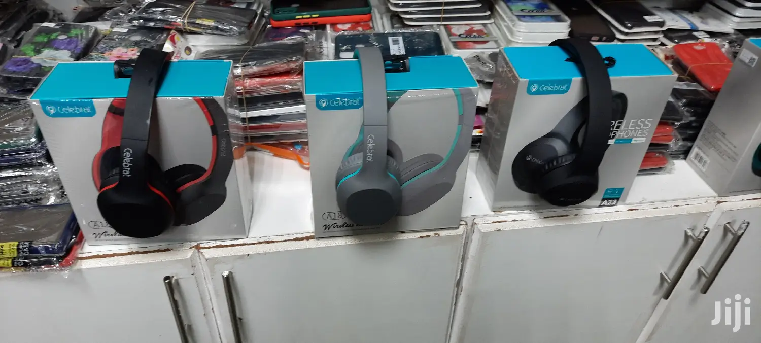Celebrat Stereo Wired/Wireless Head Set.
