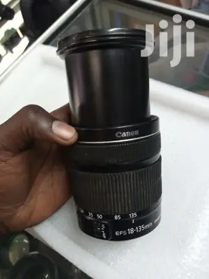 Canon 18-135mm Lens That Works Only Automatically