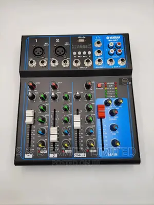 Yamaha 4 Channels Plain Mixer MG-04BT