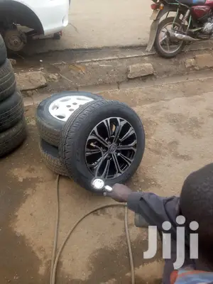 Mobile Puncture Repairs