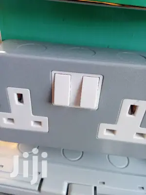 Metallic Twin Sockets