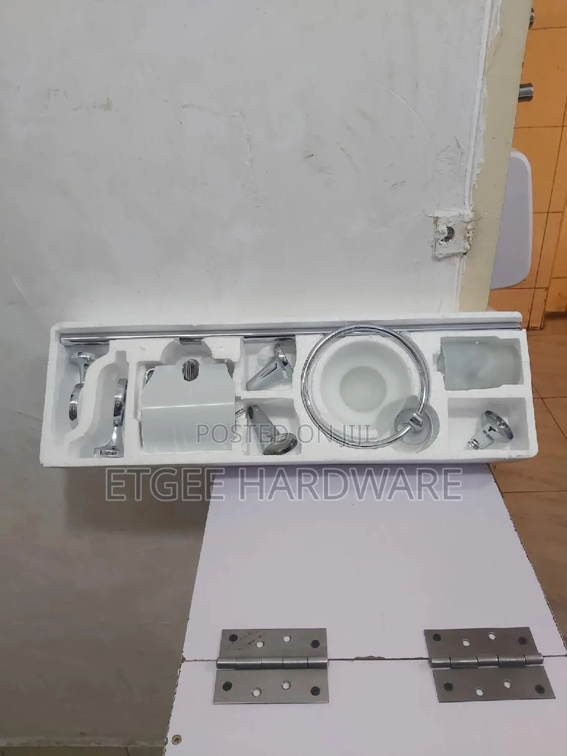 Bathroom Accessories Set