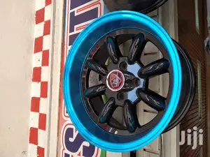 Banana Offset Rims Sizes 14 Inch 4 Holes