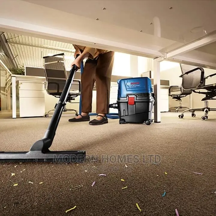 Bosch Vacuum Cleaner (Wet/Dry Extractor)
