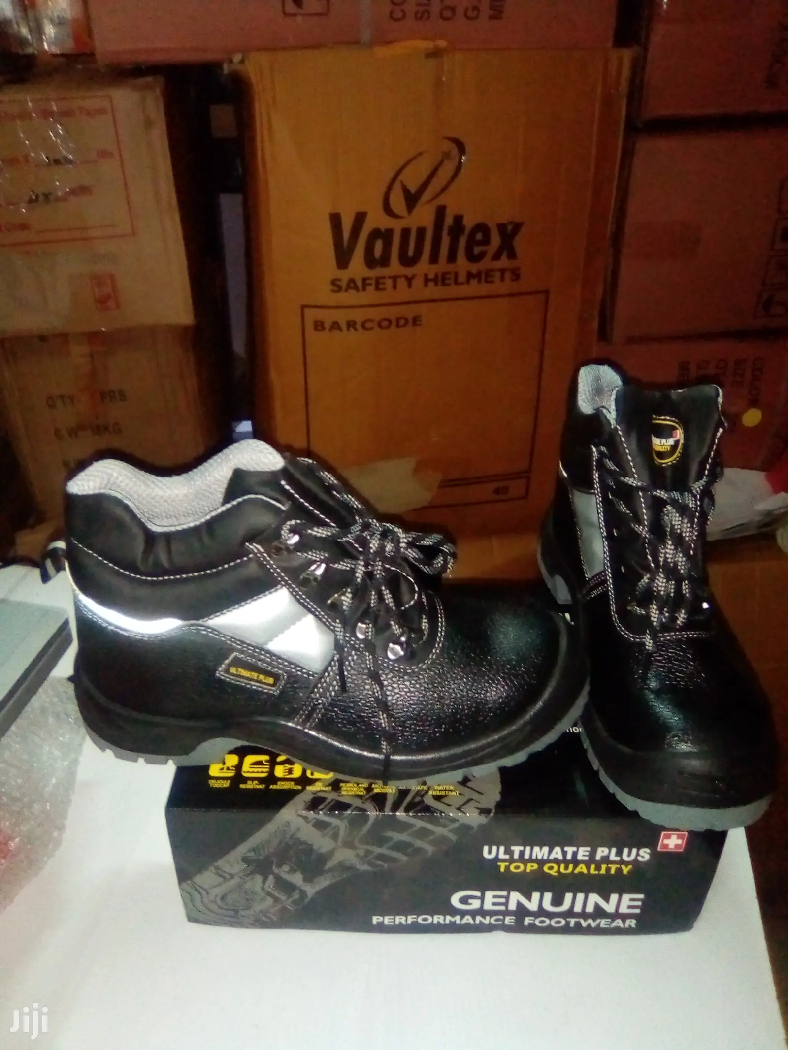Ultimate Plus Safety Work Boots