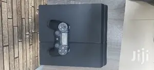 Black Standard Playstation 4