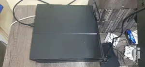 Black Playstation 4