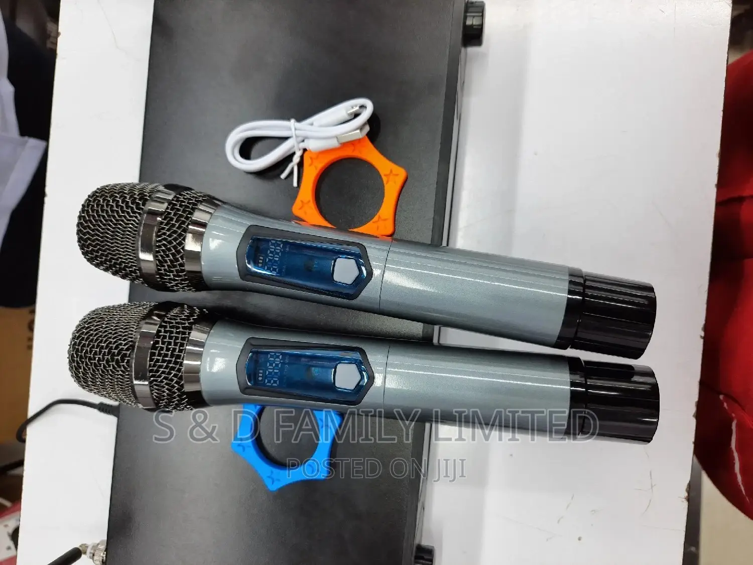 Trill TR-02 Rechargeable Wireless Microphone