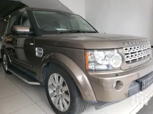 Land Rover Discovery 2014 Brown
