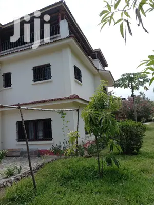For Sale 4 Bedrooms Massionate Malindi