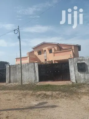 5bdrm Townhouse/Terrace in Shanzu Eatates for sale