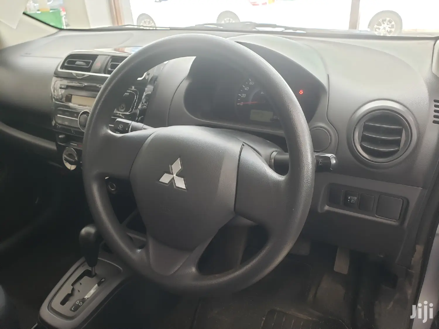 Mitsubishi Mirage 2014 Silver