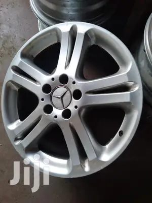 Original Rims Set Size 17 Inch for Mercedes Benz.