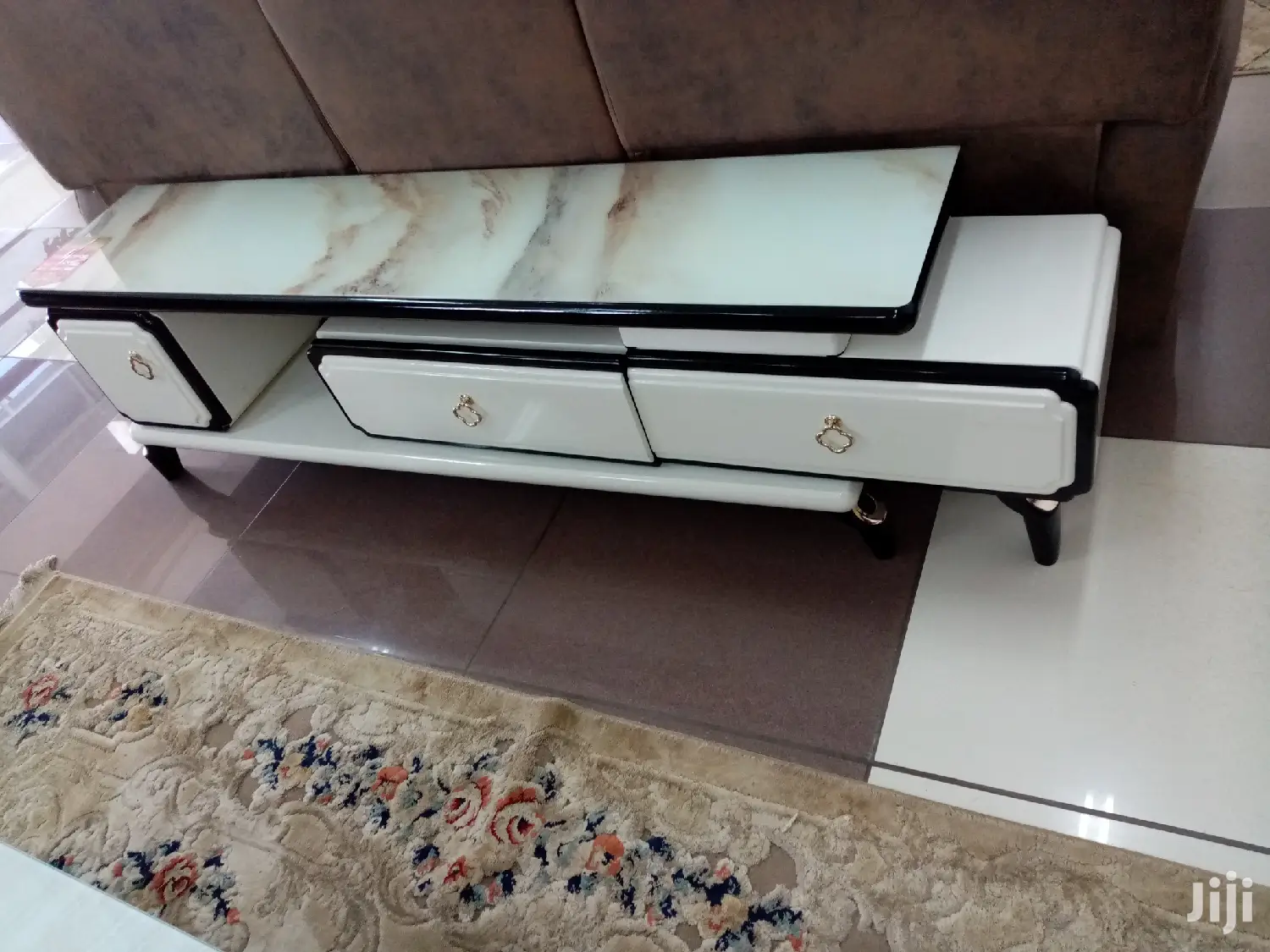 Ideal TV Stand