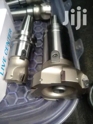BT40 100mm Facemill.