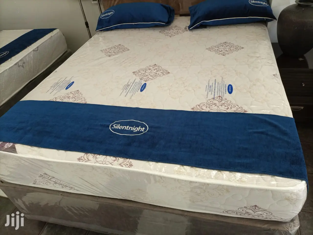 Silentnight Brand Spring Mattress(5by6)