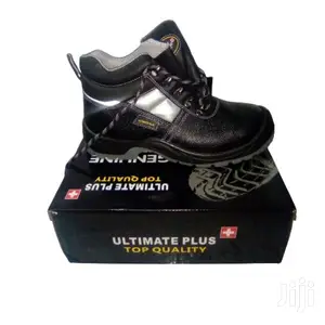 Ultimate Plus EN2011 Safety Boots