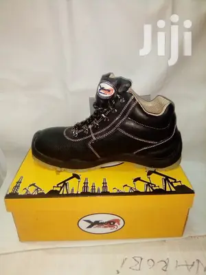 Yamato Safety Shoes