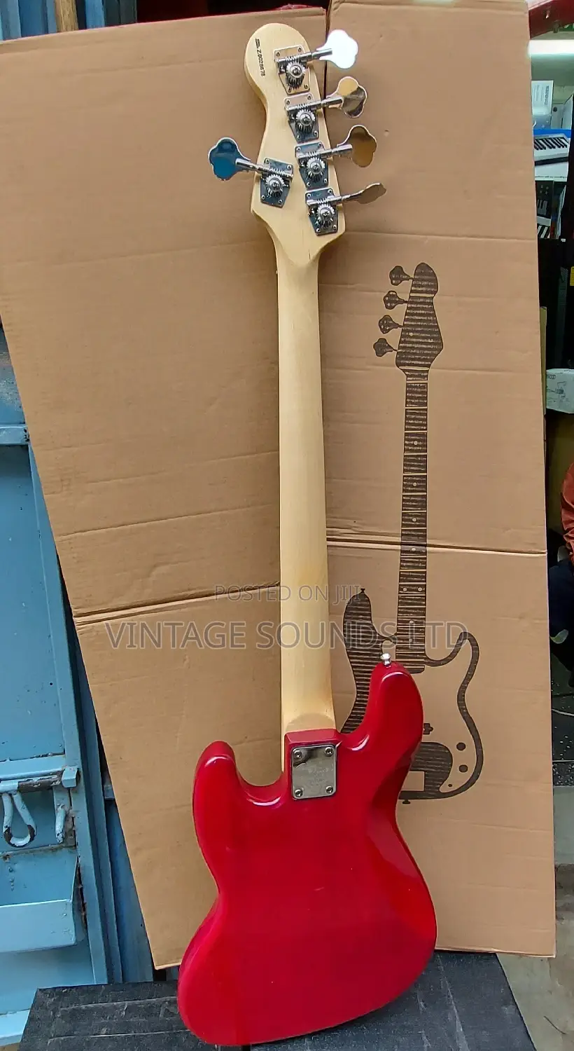 4strings Fender Bass Guitar