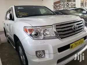 Toyota Land Cruiser Prado 2014 White